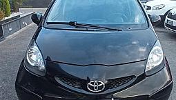 Toyota Aygo 1.0 Clima - Leggi!