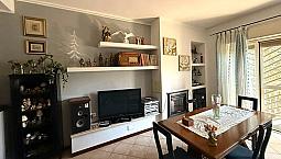 Appartamento In Villa - 5 Vani - S.g. La Punta