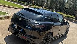 Alfa Romeo Stelvio Black Edition Q4