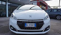 Peugeot 208 Puretech 82 Stop&start Signature