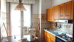 Ampio Appartamento Con 3 Camere Da Letto E Garage