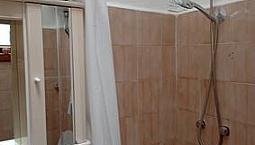 Casa Indipendente Con Seminterrato E Lastrico Sola