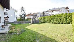 Aica: Quadrilocale Con Giardino