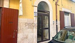 Bilocale Ristrutturato E Cantinola A Molfetta