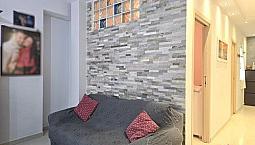 Recente Bivani Con Box Auto Zona Canneto Via