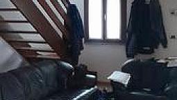 Appartamento Abitabile, Arredato. Su Due Livelli