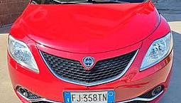 Lancia Ypsilon 1.3 Mjt 16v 95 Cv 5 Porte S&s Gold