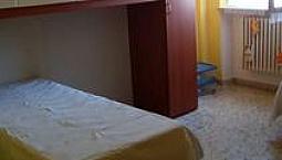 Ampio Con 3 Camere In Via Berti