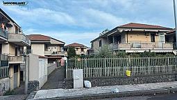 Mascali - 2 Vani Con Garage E Posto Auto