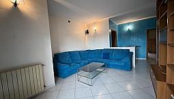 Scandicci, 4 Vani 100Mq Con Cantina
