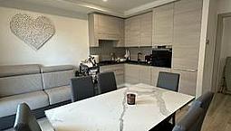 Appartamento Vista Lago Con Due Camere E Garage