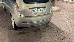 Lancia Y