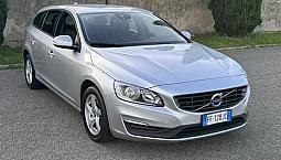 Volvo V60 D2 Geartronic Momentum