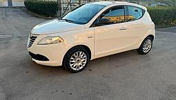 Lancia Ypsilon 1.2 69 Cv 5p. Silver Usatosicuro