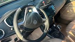 Lancia Delta 2012