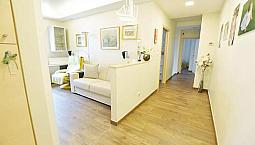 Merano: Trilocale Con Balcone