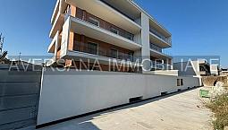Appartamento Con Terrazzo Rifiniture Super