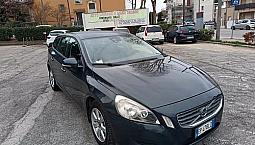 Volvo V60 D5 Geartronic Momentum 2012