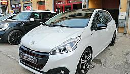 Peugeot 208 Hdi 100 Cv 5 Porte Gt Line*Pari Al Nuo