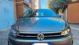 Volkswagen Polo 5ª Serie - 2017