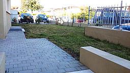 Ampia Soluzione Indipendente 3 Camere - Giardino