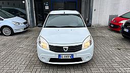 Dacia Sandero 1.6 8v Gpl 85cv Neopatentati