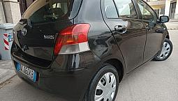 Toyota Yaris New Restailing 1.0 Gpl/gas 5 Porte An