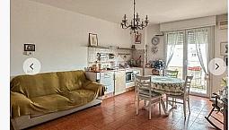 Appartamento 3 Camere . Classe Energetica E