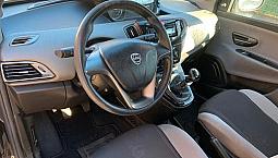 Lancia Ypsilon 1.2 Neo-Patentati