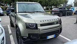 Land Rover Defender 3.0 D6 X Dinamyc Hse