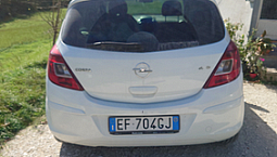 Opel Corsa 1200 Neopatentati