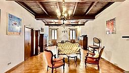 3 Locali A Spoleto
