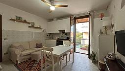 App. Ristrutturato 2 Letto E Garage