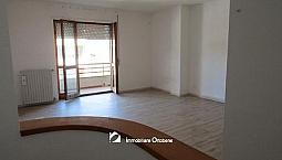 Appartamento Con Posto Auto E Cantina