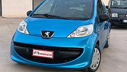 Peugeot 107 1.0Plaisir Per Neopatent. Tagliandata