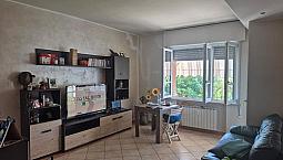 Privato Vende 90 Mq In Piccola Palazzina Completam
