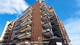 Quadrilocale In Via Salinella In Stabile Signorile