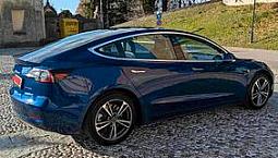Tesla Model 3 - 2019