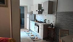 Via Magellano,Con Cortile -In Ordine,Ristrutturato