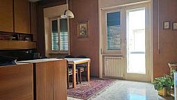 Appartamento 176 Mq - Zona Semicentrale