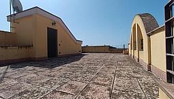 Trivano Ultimo Piano Con Terrazza Sovrastante