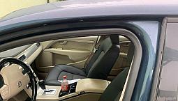 Volvo V70 2.4 D5 Summum