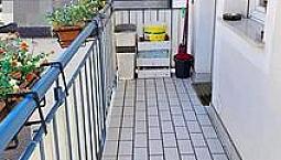 Laives: Bilocale Con Balcone