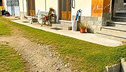 Locana Centro Alloggio Ristrutturato Con Giardino