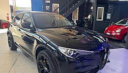 Alfa Romeo Stelvio 2.0 Benzina 2017 - Allestimento