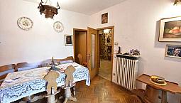 Bolzano: Quadrilocale Con Garage E Balcone