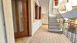 Porzione Bifamiliare Con 2 Terrazzi, Stube, Ecc