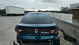 Renault Arkana Incidentata