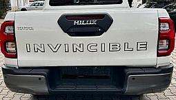 Toyota Hilux 2.8 Automatico 4x4 Invicibile
