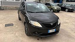 Lancia Ypsilon 1.2 69 Cv 5 Porte Gpl Ecochic Gold